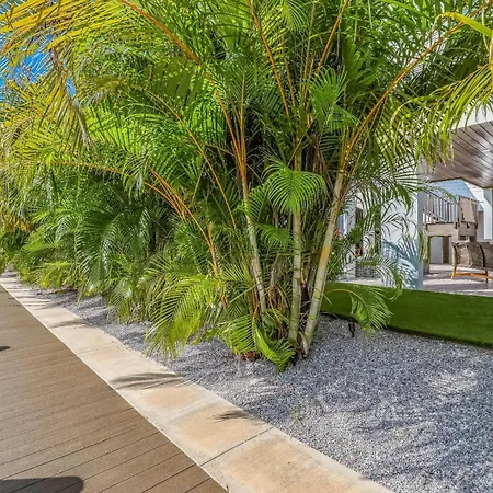 Banyan Manor Villa
